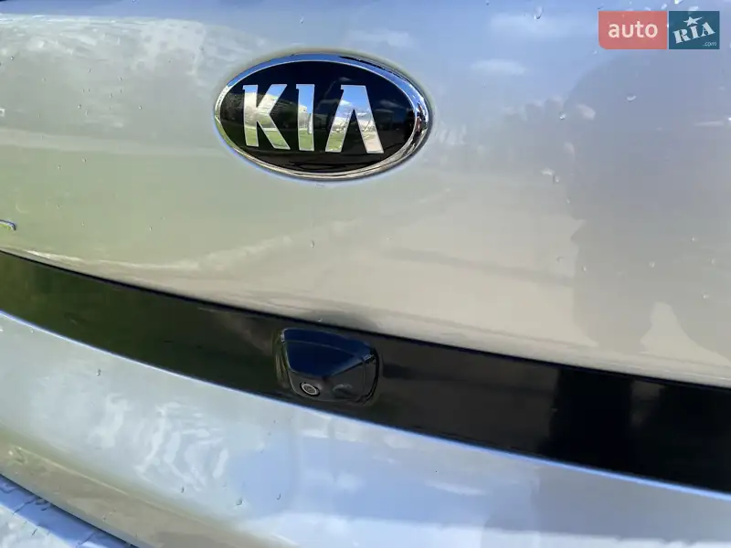 Kia Soul 2017 VIN KNDJP3A58J7541916 фото оголошення 12 з 69