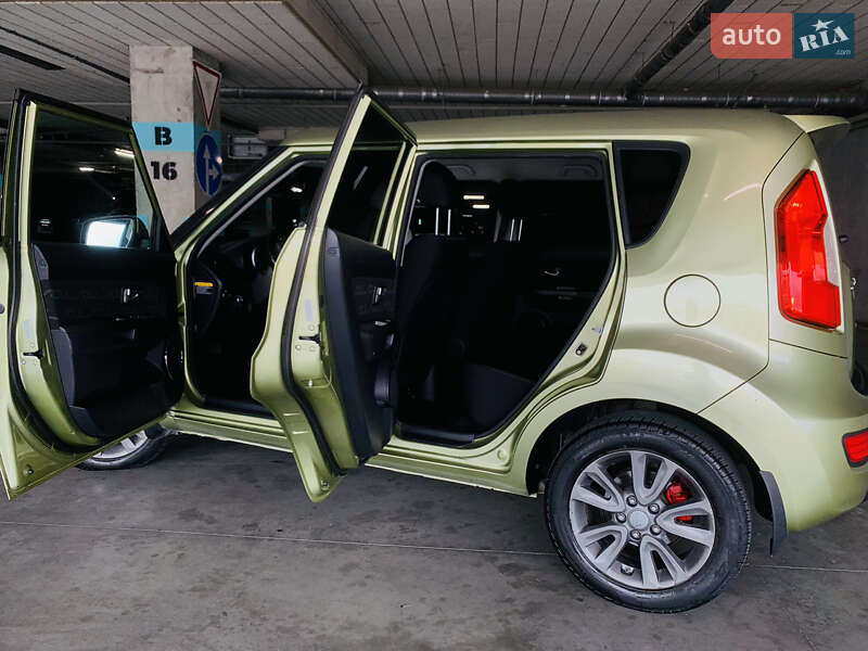 Позашляховик / Кросовер Kia Soul 2013 в Львові