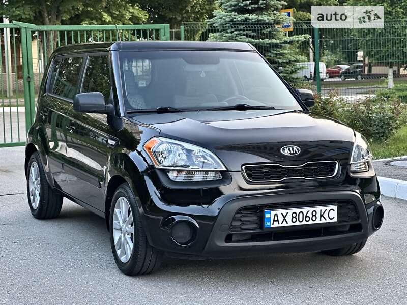 Позашляховик / Кросовер Kia Soul 2013 в Харкові