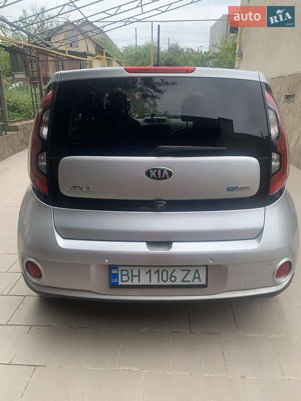 Внедорожник / Кроссовер Kia Soul 2016 в Одессе фото 19 Внедорожник / Кроссовер Kia Soul 2016 в Одессе
