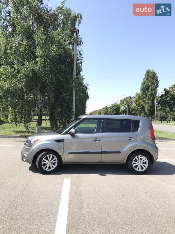 Позашляховик / Кросовер Kia Soul 2013 в Харкові