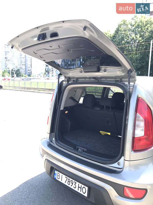 Позашляховик / Кросовер Kia Soul 2013 в Харкові