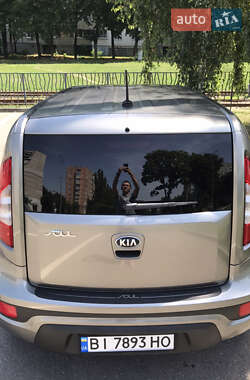 Внедорожник / Кроссовер Kia Soul 2013 в 
