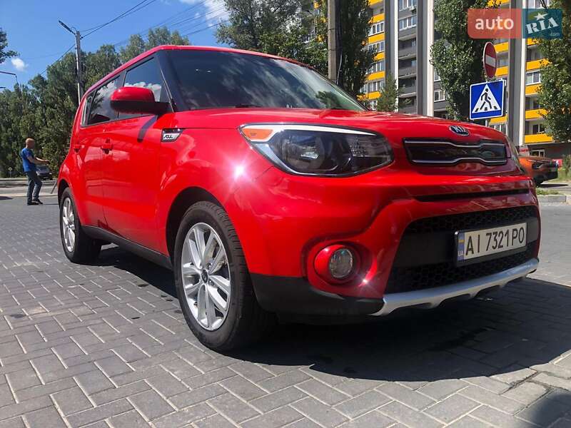 Позашляховик / Кросовер Kia Soul 2017 в Києві