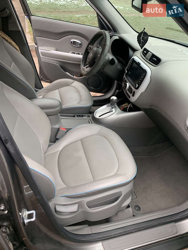 Внедорожник / Кроссовер Kia Soul 2016 в Львове