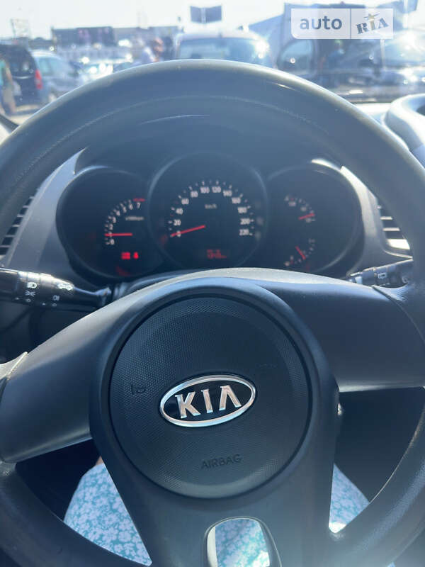 Внедорожник / Кроссовер Kia Soul 2009 в Черновцах