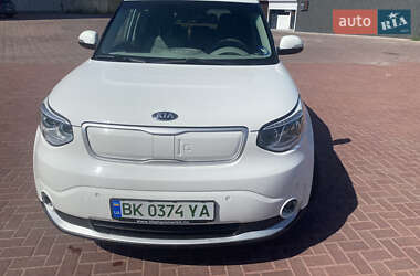 Внедорожник / Кроссовер Kia Soul 2015 в 