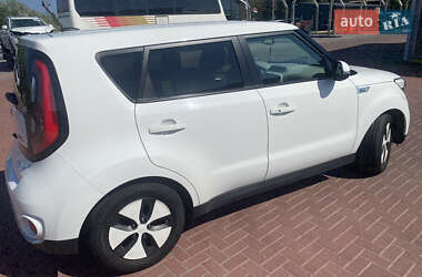 Внедорожник / Кроссовер Kia Soul 2015 в 
