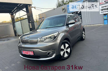 Позашляховик / Кросовер Kia Soul 2015 в Києві