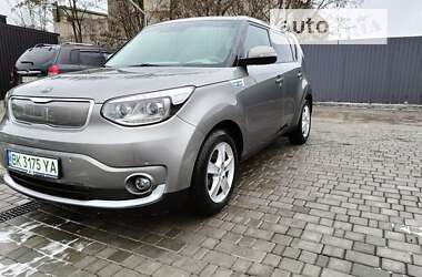 Позашляховик / Кросовер Kia Soul 2017 в Рівному