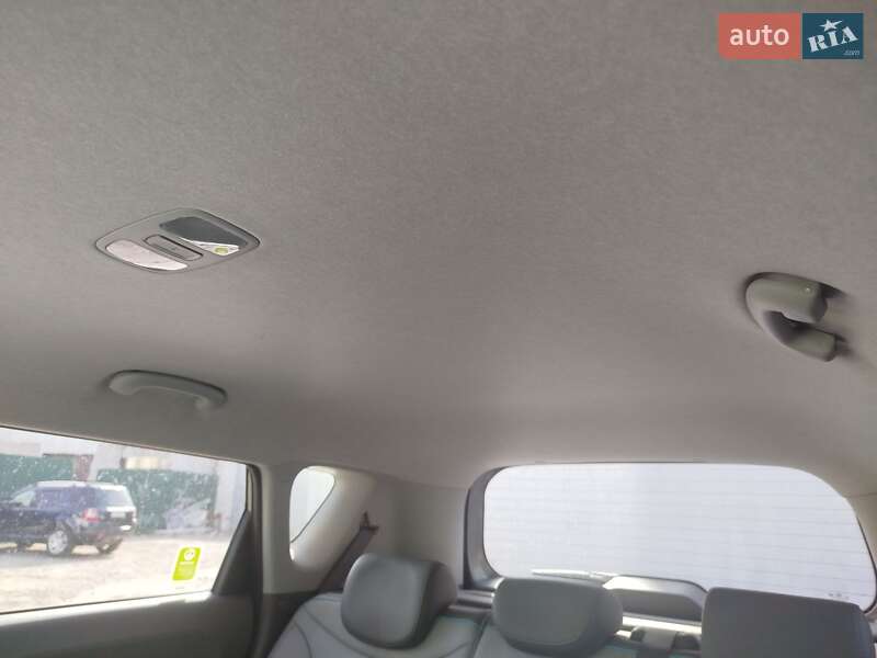 Позашляховик / Кросовер Kia Soul 2015 в Києві