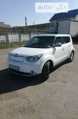 Внедорожник / Кроссовер Kia Soul 2014 в Владимир-Волынском