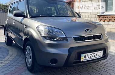 Позашляховик / Кросовер Kia Soul 2010 в Києві