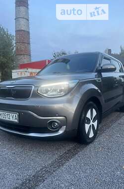 Внедорожник / Кроссовер Kia Soul 2015 в Звягеле