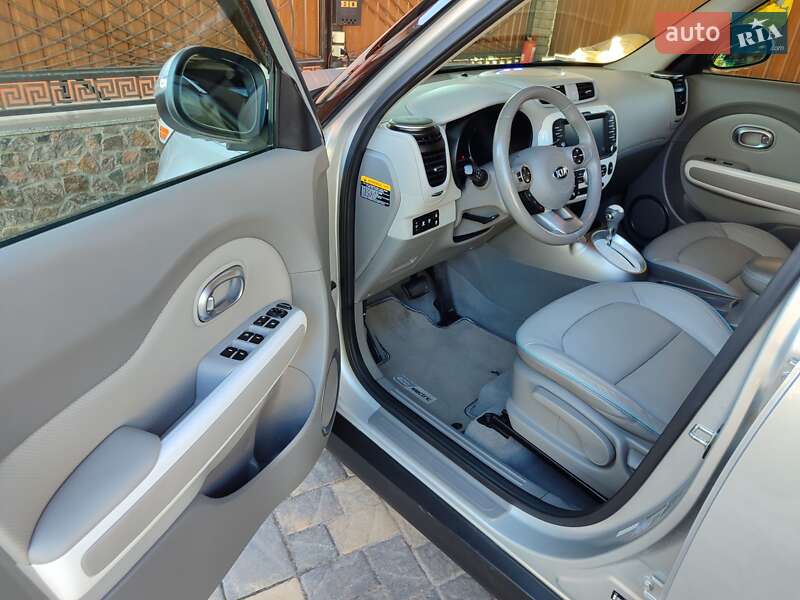 Позашляховик / Кросовер Kia Soul 2015 в Білій Церкві фото 15 Позашляховик / Кросовер Kia Soul 2015 в Білій Церкві