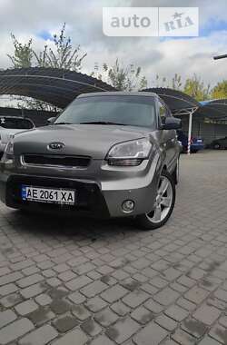 Позашляховик / Кросовер Kia Soul 2010 в Павлограді