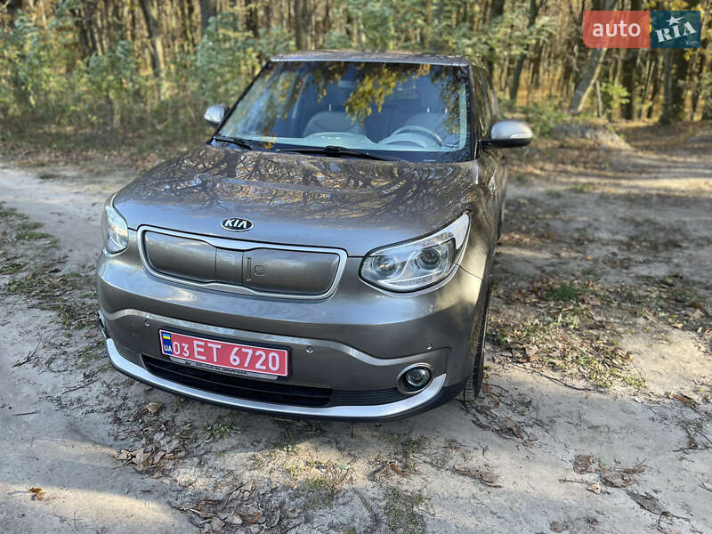 Внедорожник / Кроссовер Kia Soul 2015 в Луцке