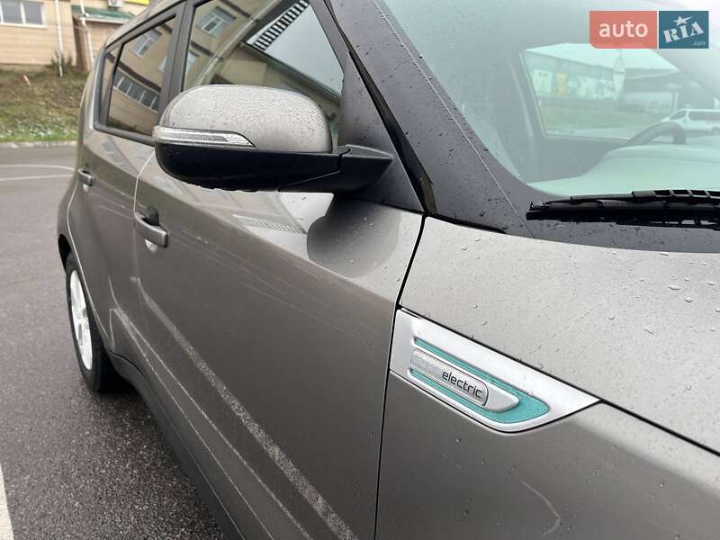 Позашляховик / Кросовер Kia Soul 2016 в Вінниці