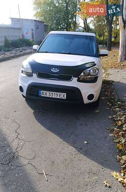 Позашляховик / Кросовер Kia Soul 2012 в Харкові