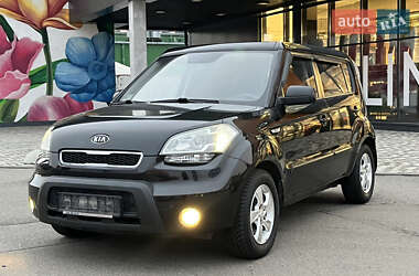 Позашляховик / Кросовер Kia Soul 2011 в Києві