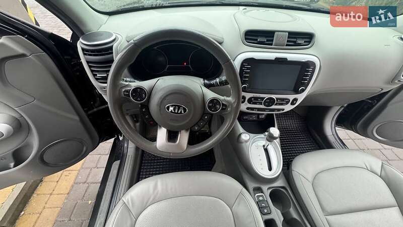 Позашляховик / Кросовер Kia Soul 2015 в Миронівці