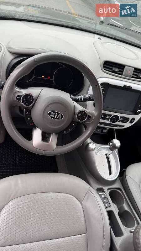 Позашляховик / Кросовер Kia Soul 2015 в Миронівці