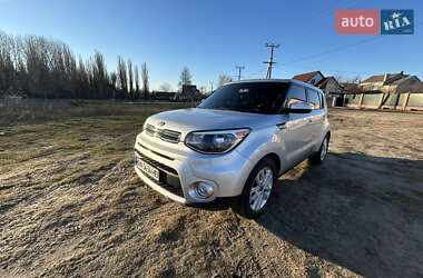 Позашляховик / Кросовер Kia Soul 2016 в Кропивницькому