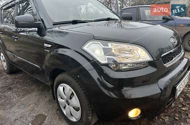 Позашляховик / Кросовер Kia Soul 2010 в Павлограді