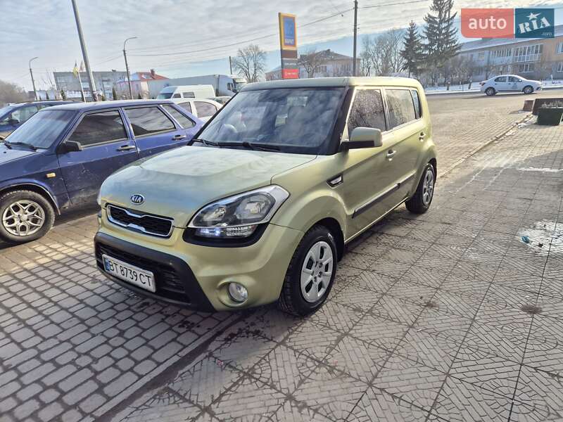 Позашляховик / Кросовер Kia Soul 2011 в Теофіполі