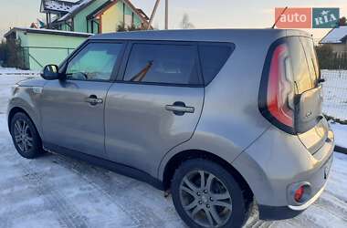 Позашляховик / Кросовер Kia Soul 2015 в Львові