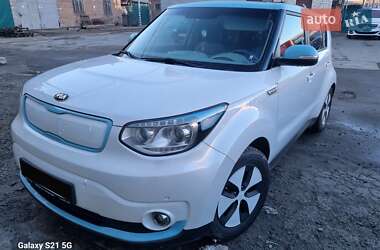 Внедорожник / Кроссовер Kia Soul 2016 в Ровно