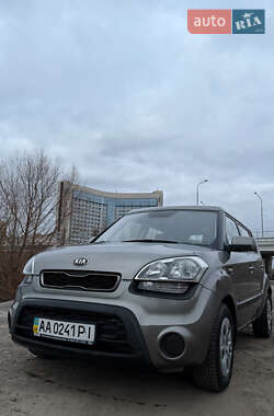 Внедорожник / Кроссовер Kia Soul 2013 в Киеве