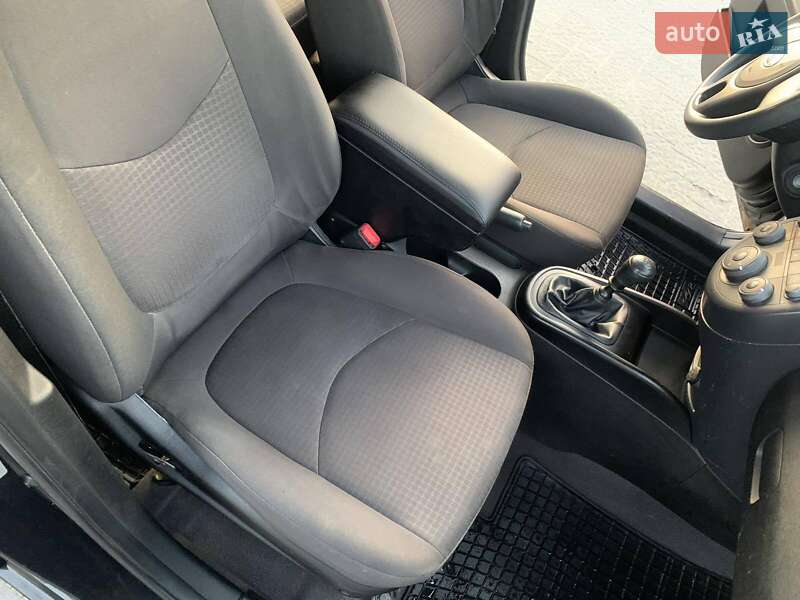 Внедорожник / Кроссовер Kia Soul 2009 в Кременце фото 5 Внедорожник / Кроссовер Kia Soul 2009 в Кременце