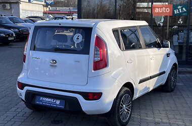 Внедорожник / Кроссовер Kia Soul 2013 в Нововолынске