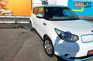 Позашляховик / Кросовер Kia Soul 2015 в Львові