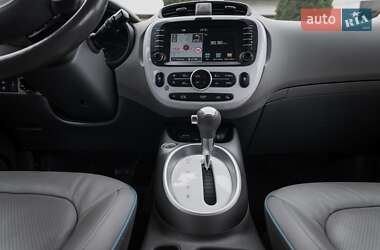 Внедорожник / Кроссовер Kia Soul 2017 в 
