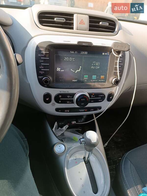 Позашляховик / Кросовер Kia Soul 2014 в Дніпрі