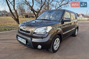 Позашляховик / Кросовер Kia Soul 2011 в Києві