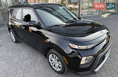 Позашляховик / Кросовер Kia Soul 2020 в 