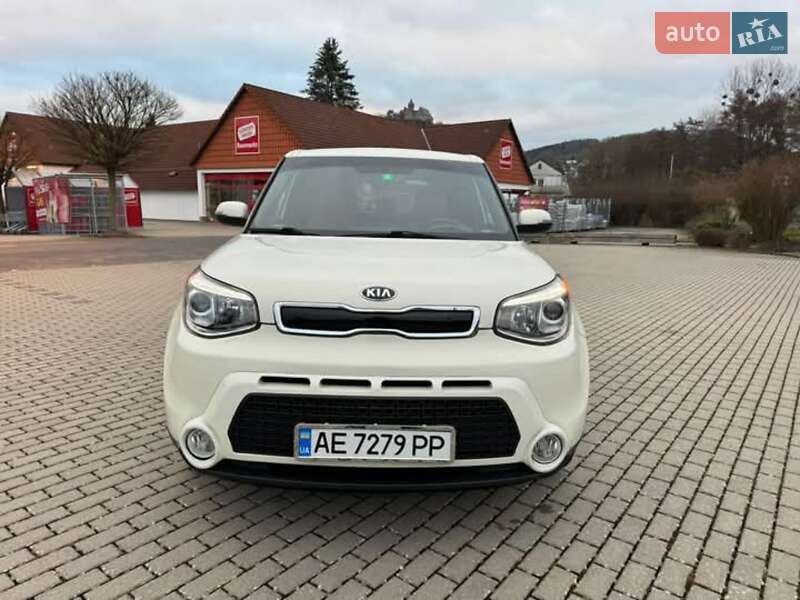 Позашляховик / Кросовер Kia Soul 2016 в Дніпрі
