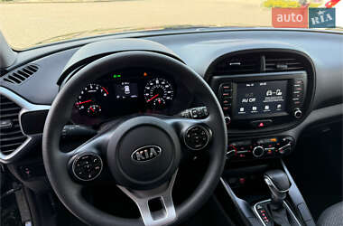 Позашляховик / Кросовер Kia Soul 2020 в 