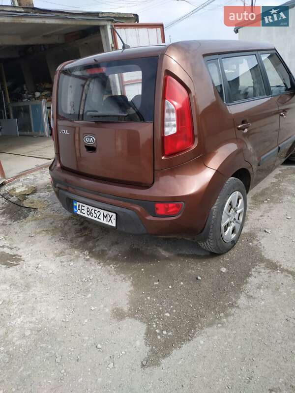 Внедорожник / Кроссовер Kia Soul 2012 в Каменском