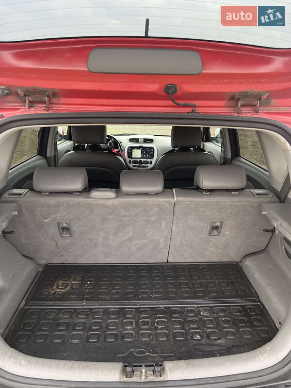 Позашляховик / Кросовер Kia Soul 2015 в Житомирі
