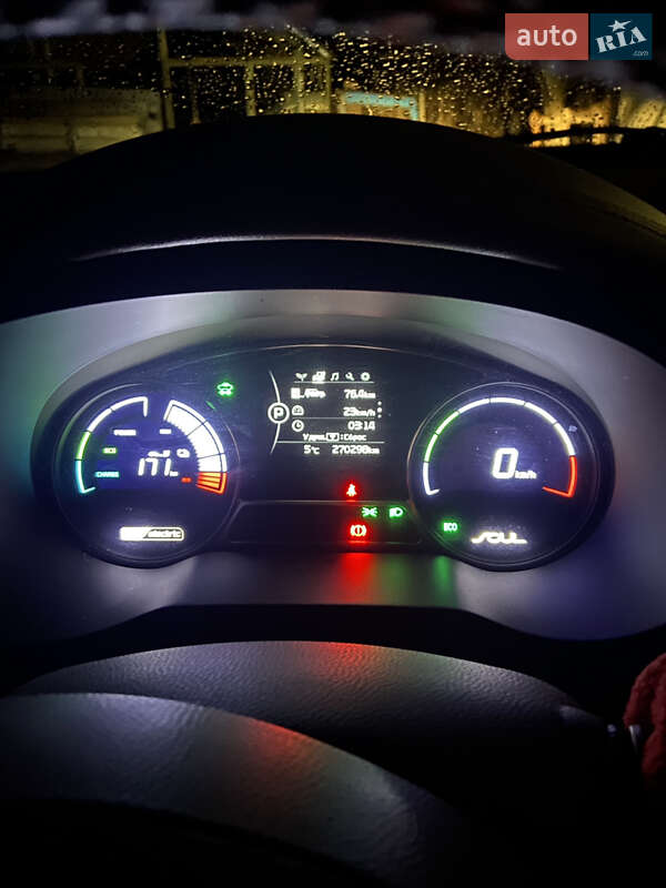 Позашляховик / Кросовер Kia Soul 2015 в Житомирі