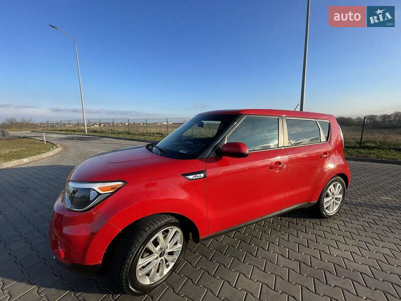 Позашляховик / Кросовер Kia Soul 2016 в Одесі