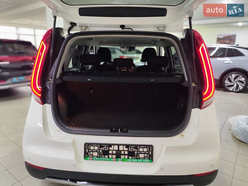 Внедорожник / Кроссовер Kia Soul 2020 в Киеве
