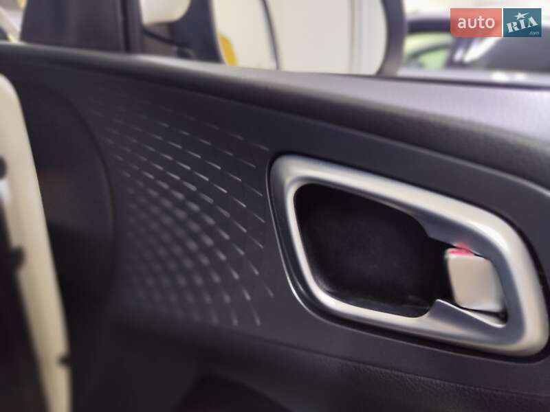 Внедорожник / Кроссовер Kia Soul 2020 в Киеве