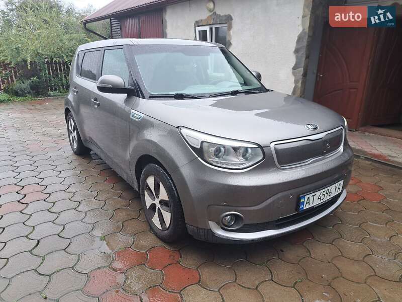 Внедорожник / Кроссовер Kia Soul 2015 в 