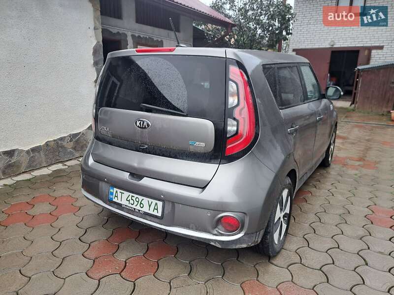 Внедорожник / Кроссовер Kia Soul 2015 в Калуше фото 6 Внедорожник / Кроссовер Kia Soul 2015 в Калуше