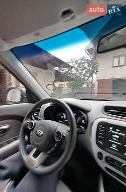 Внедорожник / Кроссовер Kia Soul 2015 в 